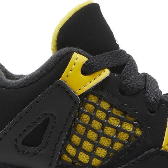 Jordan 4 Retro Thunder (2023) Toddlers Size 6c - Picture 11 of 15